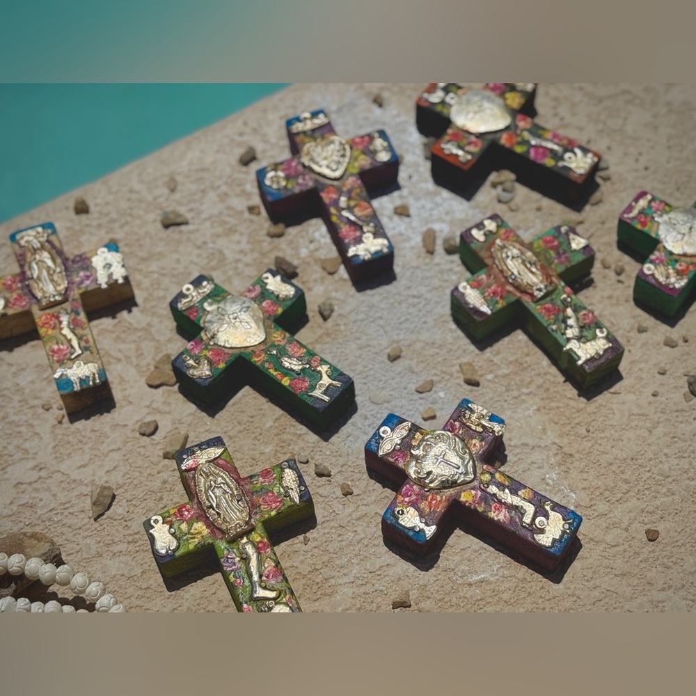 Milagros Silver Metal Charm Spanish Folk Art Painted Wood Cross-Turquoise Green - Picture 10 of 10